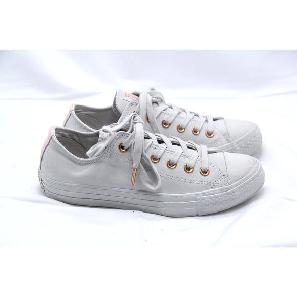 Chuck Taylor All Star Shoes Womens Size 7.5 Gray Suede Low Top Sneaker 157387c - Picture 1 of 8
